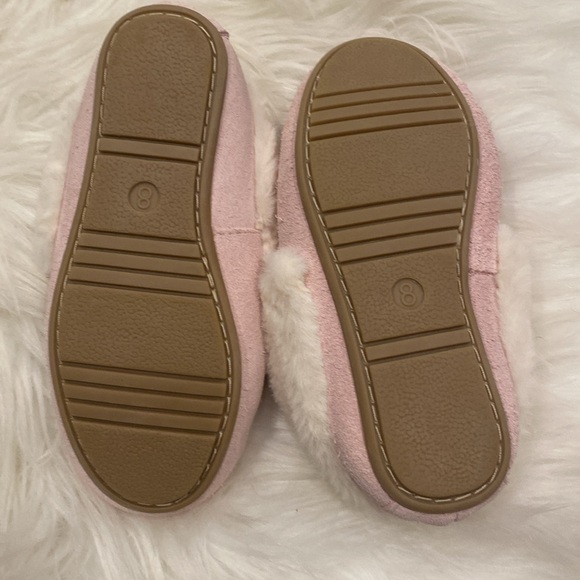 Cath Kids Girl’s Ice Skater slippers toddler size 8 NWOT - Picture 4 of 8